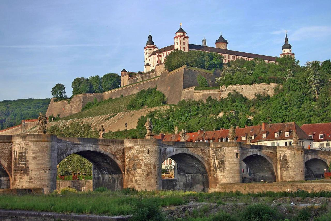Gemuetliches Studio Im Herzen Wuerzburgs Extérieur photo